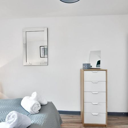 Xclusive Living Stay In City Centre, Kings Court Бирмингам Екстериор снимка